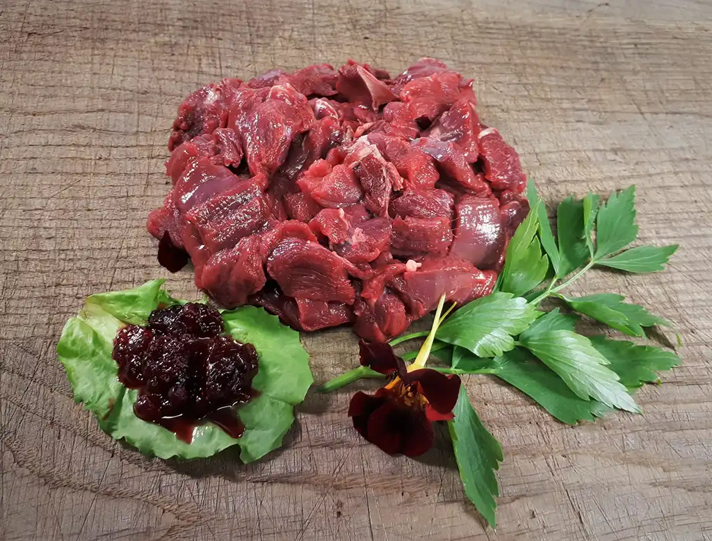 Hirschgulasch 1 kg