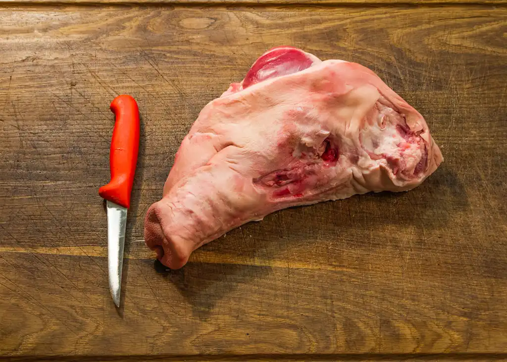 Schweinekopf ohne Backe Bild 1