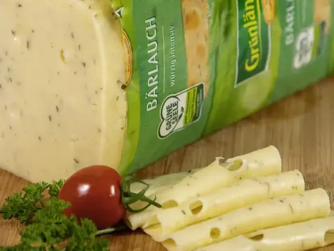 Grünländer Käse Bärlauch 48% Fett i. Tr.