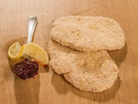 Schnitzel paniert (Schwein)