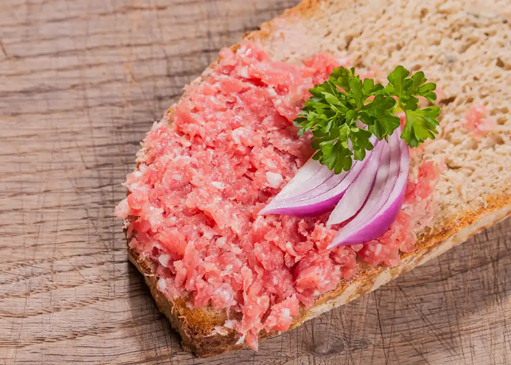 Zwiebelmettwurst 1 Stk. mit 170g